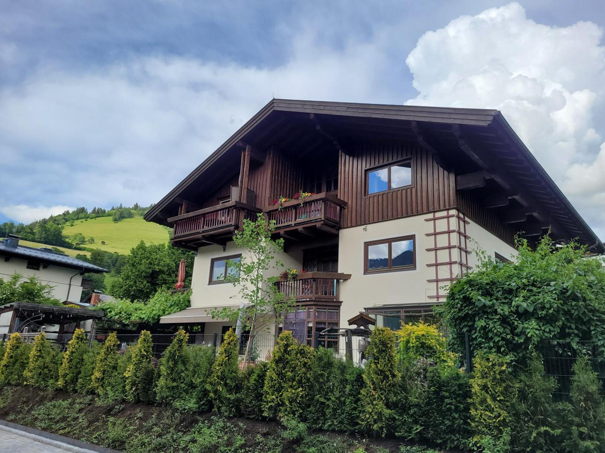 Appartementhaus Hollaus Целль-ам-Зе Экстерьер фото